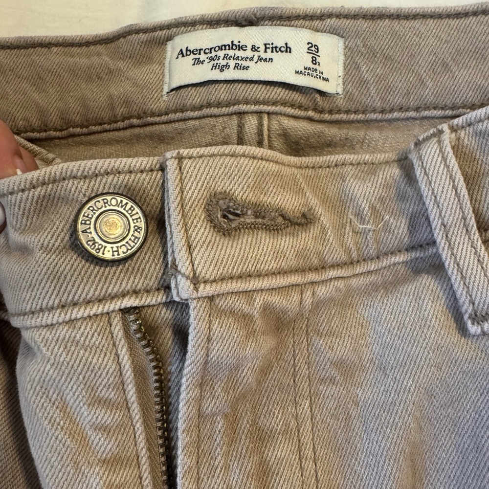 Abercrombie & Fitch High Rise Jeans